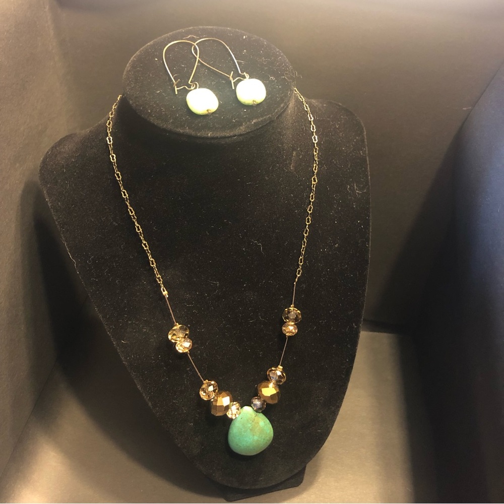 Handcrafted Square Beaded Bronze Kidney Wire Earring with matching necklace